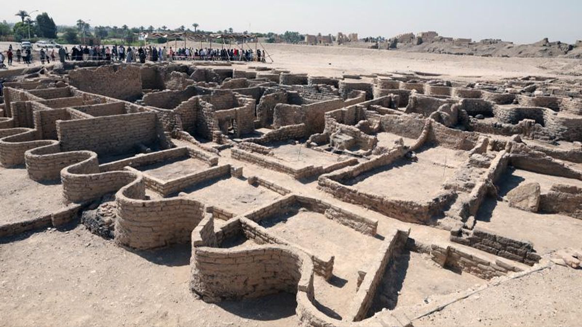 The discovery of the lost city of 'the Dazzling Aten' will offer vital clues about domestic and urban life in Ancient Egypt