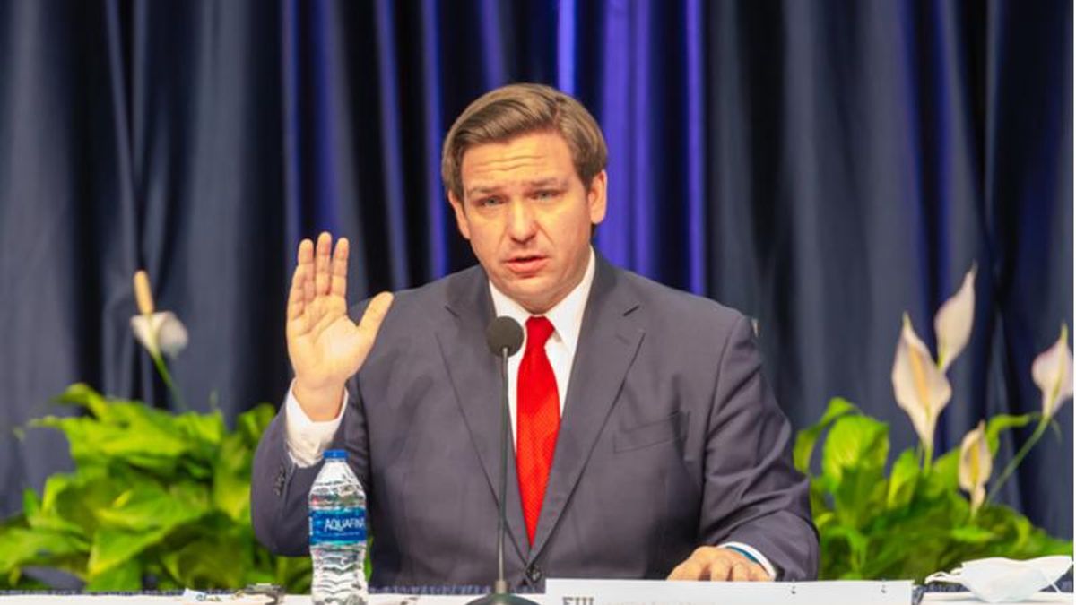 Florida Republicans advance bill to fine social media companies for banning extremists: report