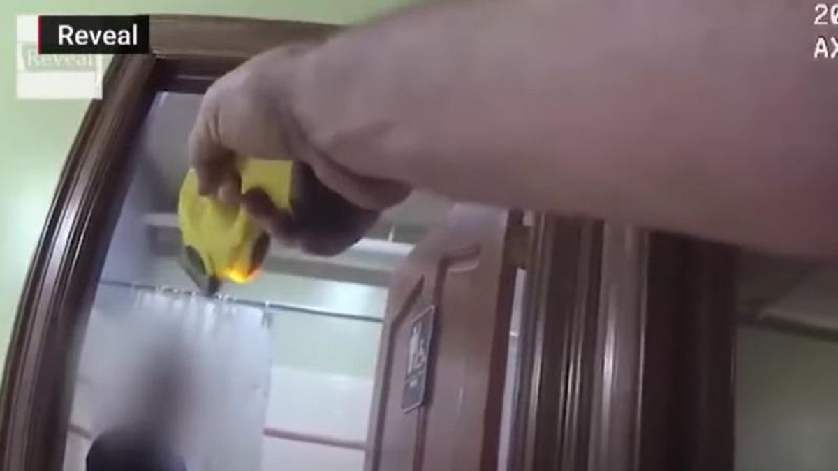 Disturbing video shows officer tasering teenage refugee from Honduras at children’s shelter in Texas