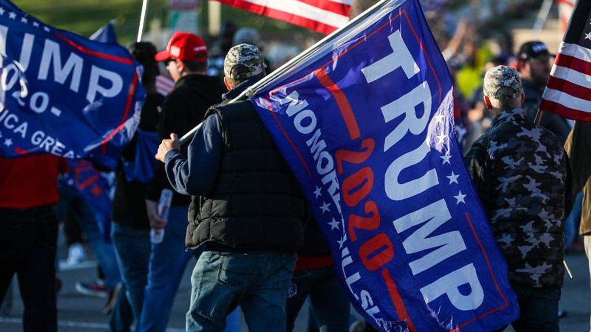 Trump's shared psychosis is destroying the fabric of society