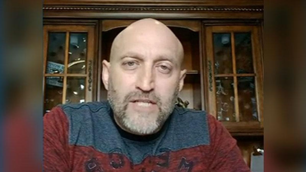 Ex-cop indicted for Capitol riot unleashes defiant and hateful YouTube rant: report