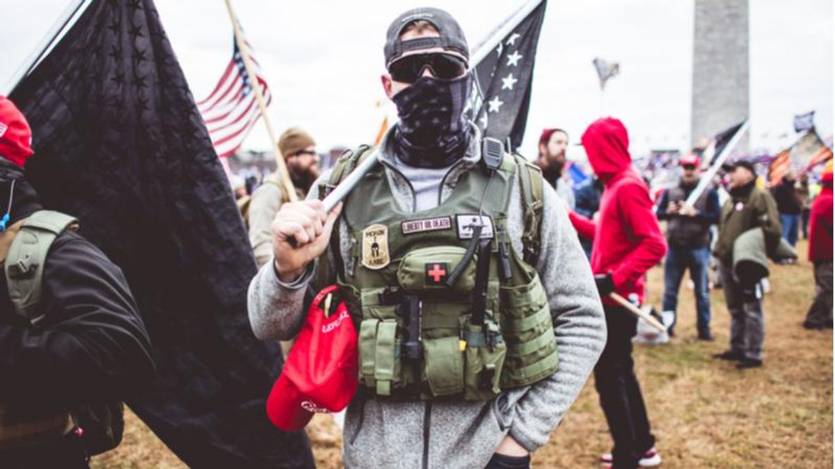 Booting right-wing extremists off social media has reduced their visibility but the threat still remains: report