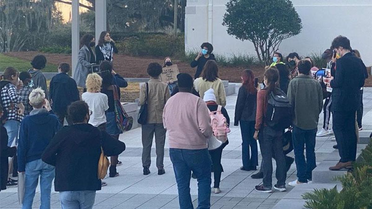 'Let us speak': Crowd chants during Florida House committee meeting on abortion ban