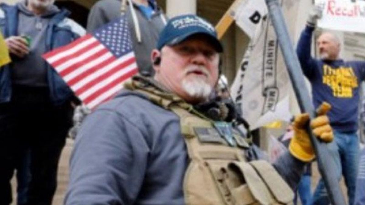 Militia 'officer' charged with stealing baton and assaulting cops with it at Capitol riot