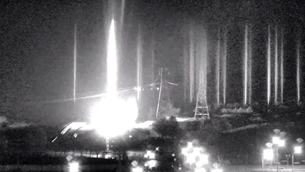 Russians forcing Ukrainian nuke plant workers to operate 'at gunpoint': report