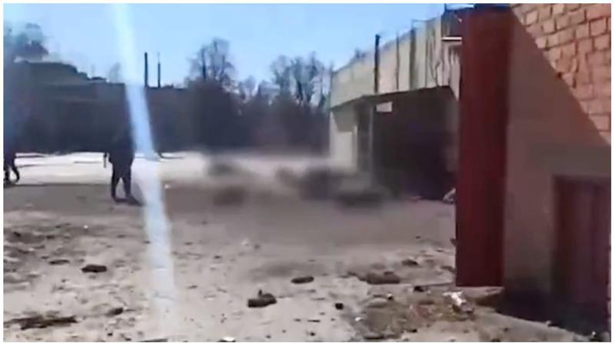Reports say Russian forces killed at least 10 civilians 'standing in line for bread' in Chernihiv