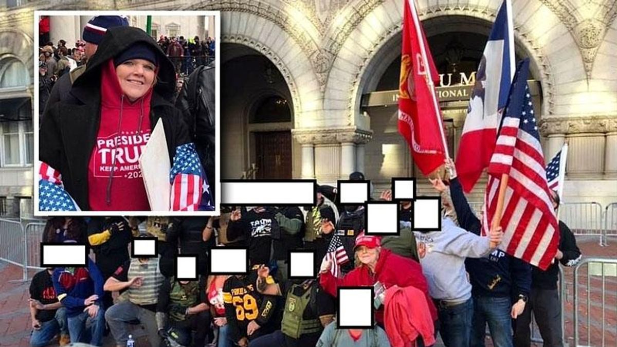 Accused Capitol rioters fight prosecutors' use of Proud Boys photos
