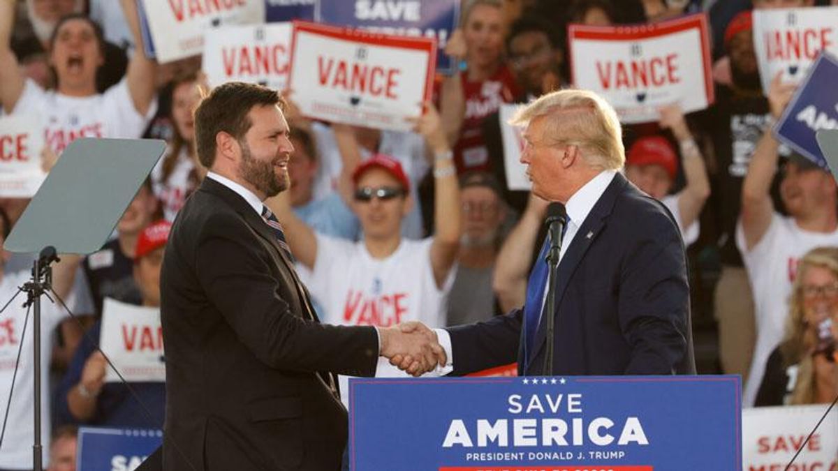 Flip-flop: Remembering J.D. Vance's criticisms of Donald Trump