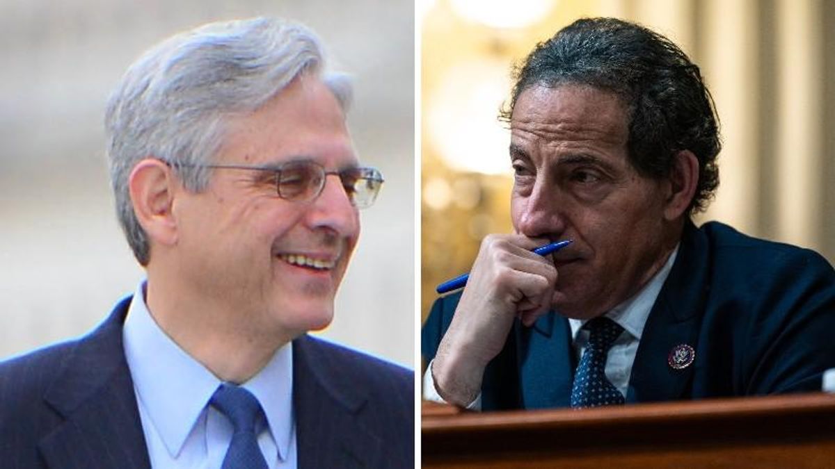 Former Trump attorney reveals split between DOJ and J6 that could keep former president from being charged
