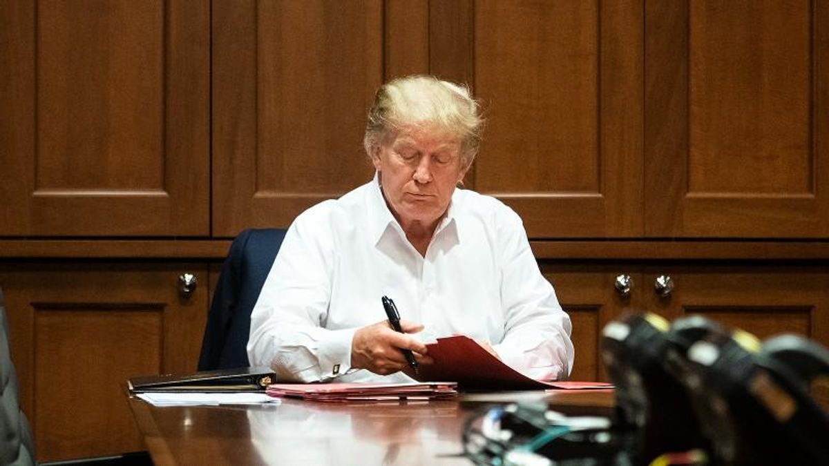 'Smoking gun' DOJ evidence suggests Trump committed a 'willful violation of the law': legal expert