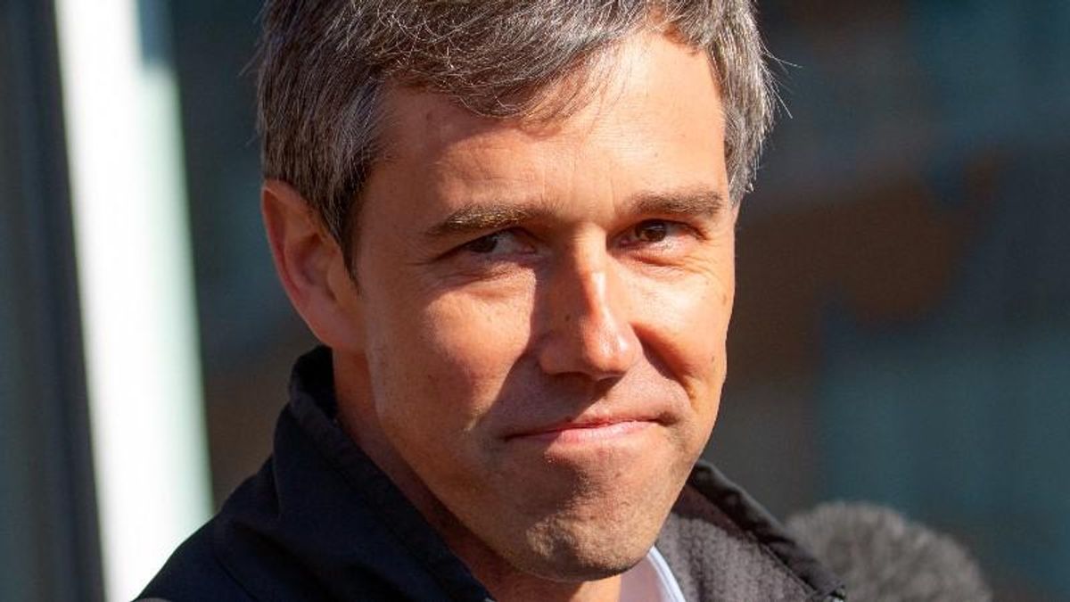 Beto O'Rourke has no regrets after interrupting Greg Abbott's Uvalde press conference