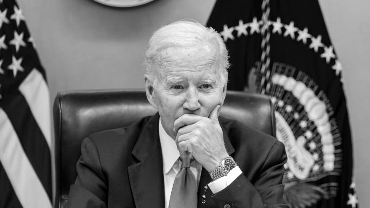 Hurricane Ian fuels calls for Biden to declare a climate emergency