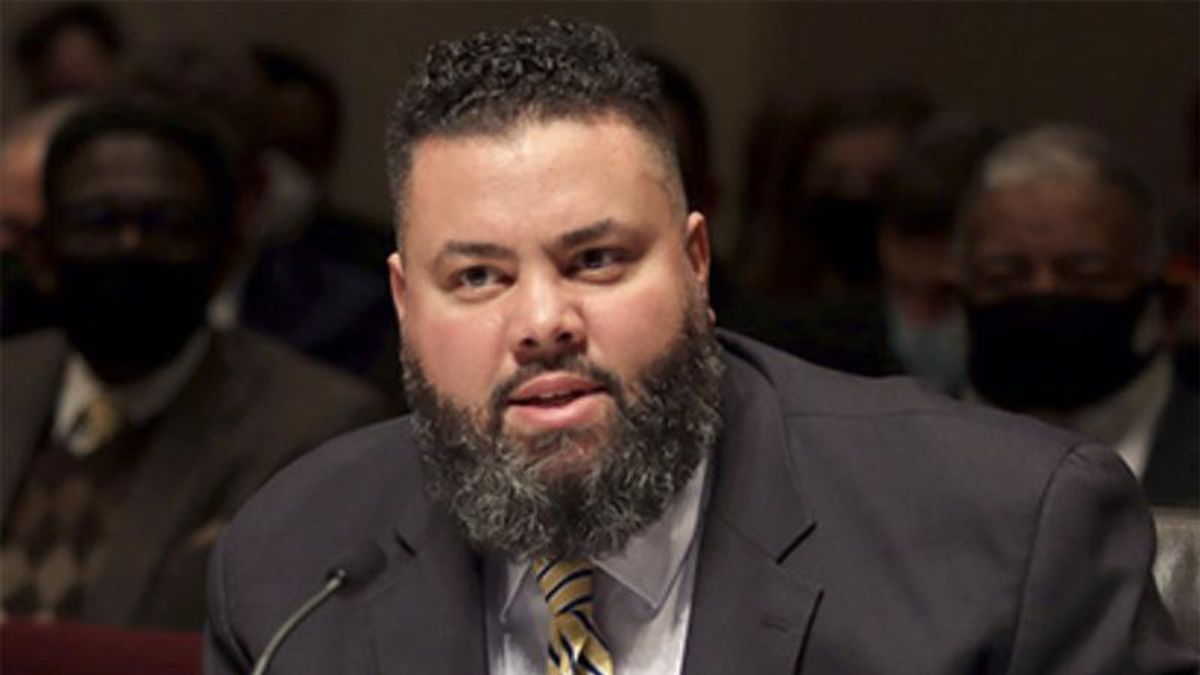 Questions raised over Nebraska lawmaker's ties to non-profit poised to receive $40 million grant