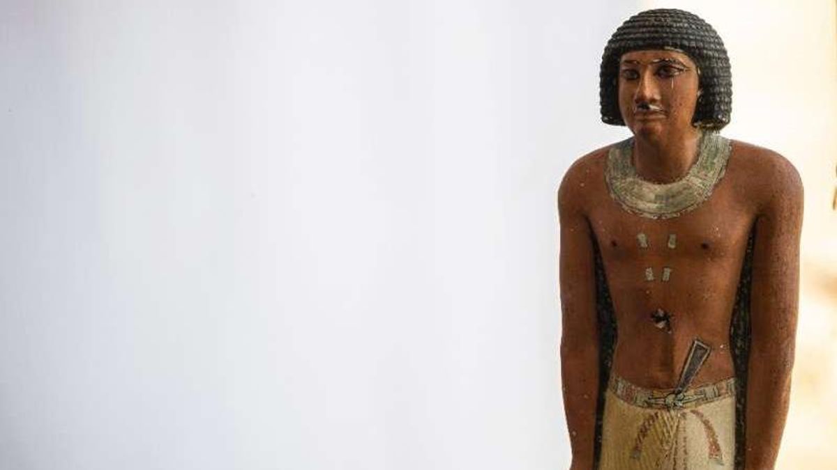 Egypt unveils ancient king's 'secret keeper' tomb and a gold-laced mummy