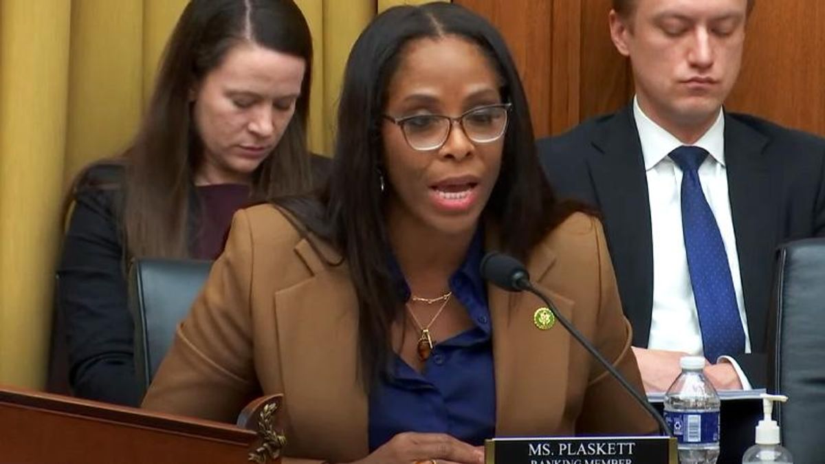 Ranking Dem kicks off ‘weaponization’ hearing by ripping GOP efforts to ‘showcase conspiracy theories’
