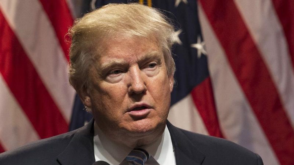 Former GOP official mocks Trump for having stupid people around him giving him incredibly bad advice