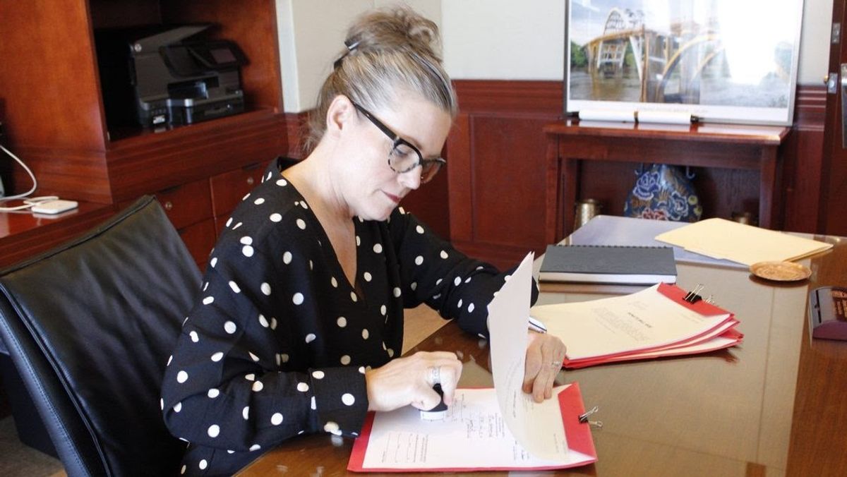 AZ's Katie Hobbs vetoes election and abortion bills