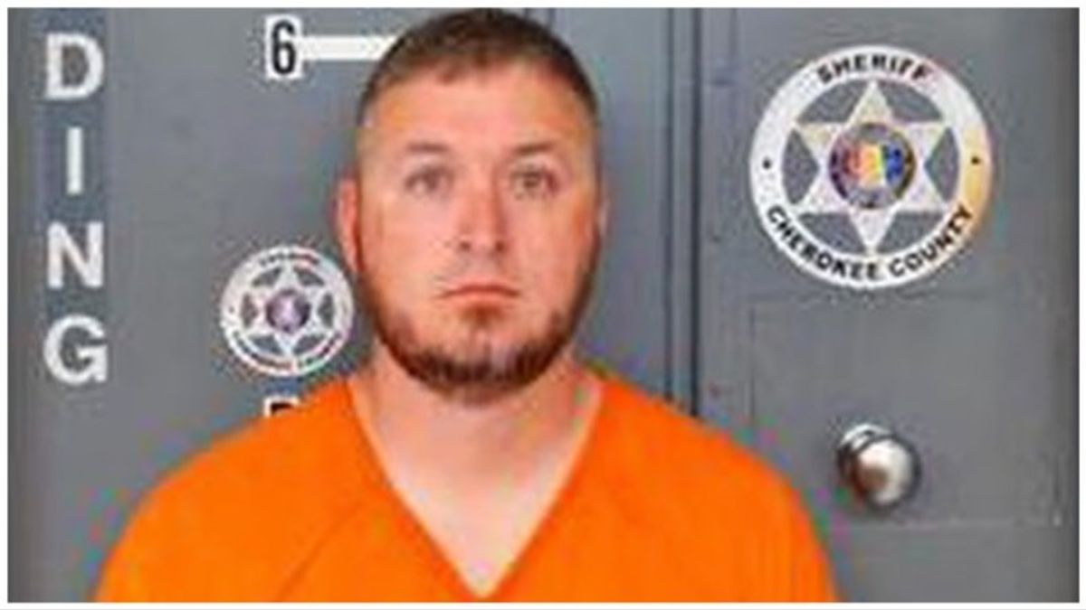 Alabama cop arrested and charged for allegedly planting evidence