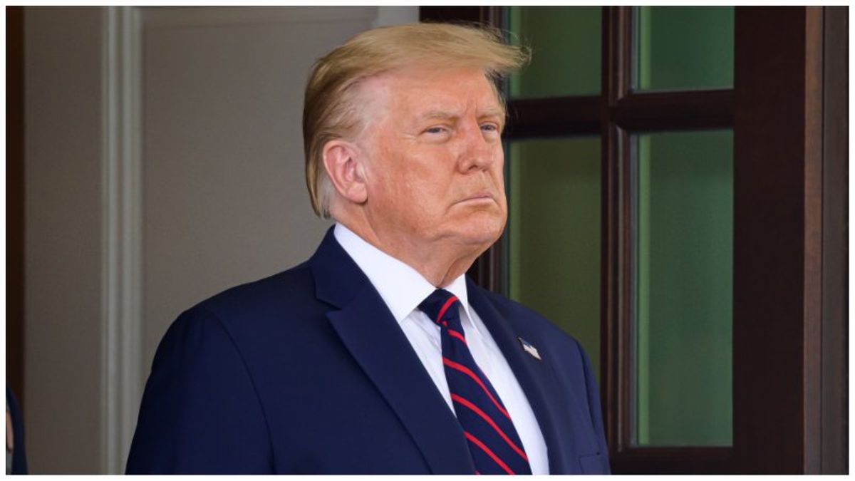 Trump's staff members 'boost his spirits' by handing him fan mail every day: report