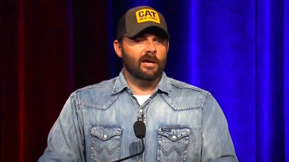 Watch: MAGA-rioting GOP candidate storms off stage during debate