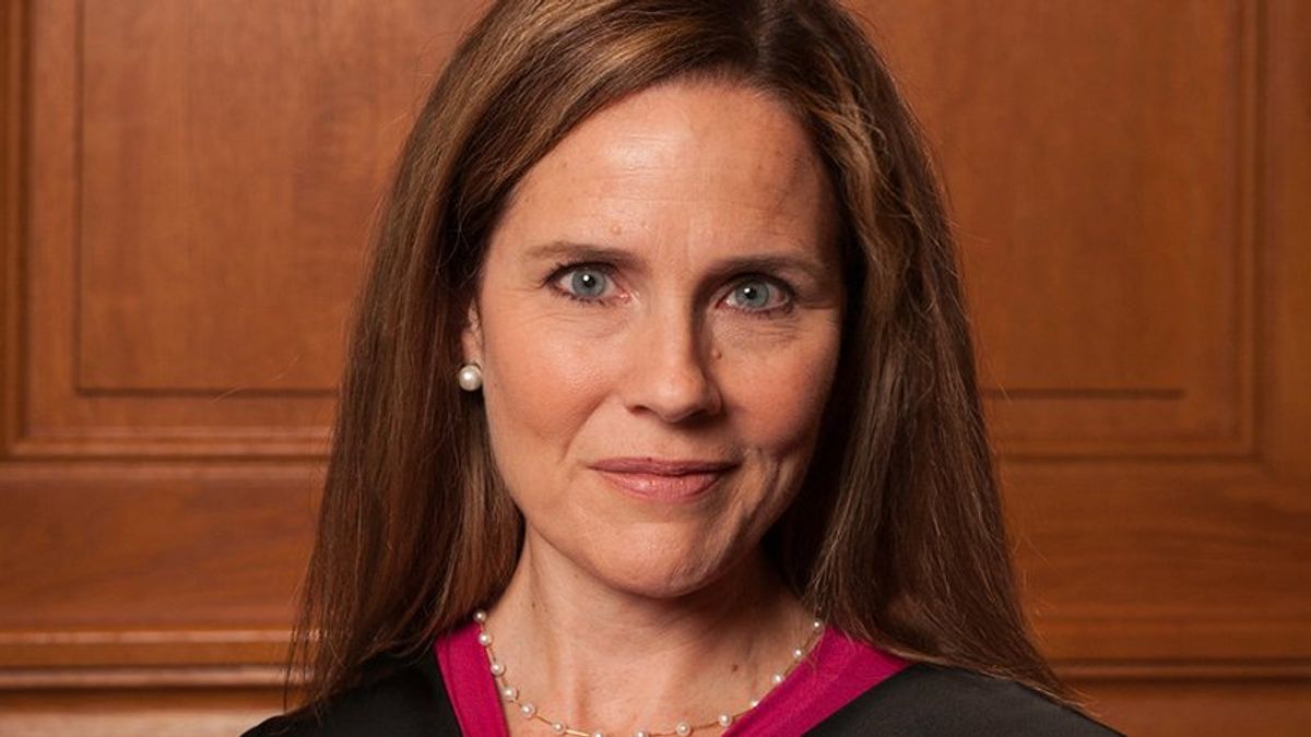 Justice Coney Barrett put Trump administration 'in a corner' in hearing: legal expert