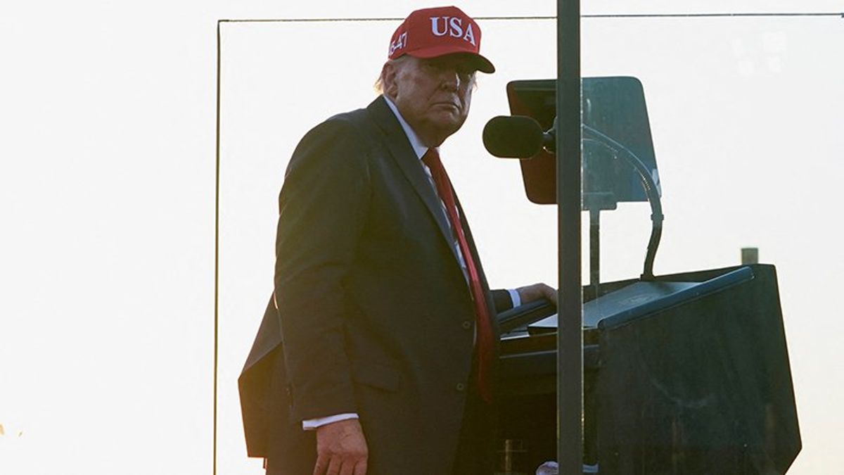 'It's just not there': Fact-checker shuts down Trump's budget claims