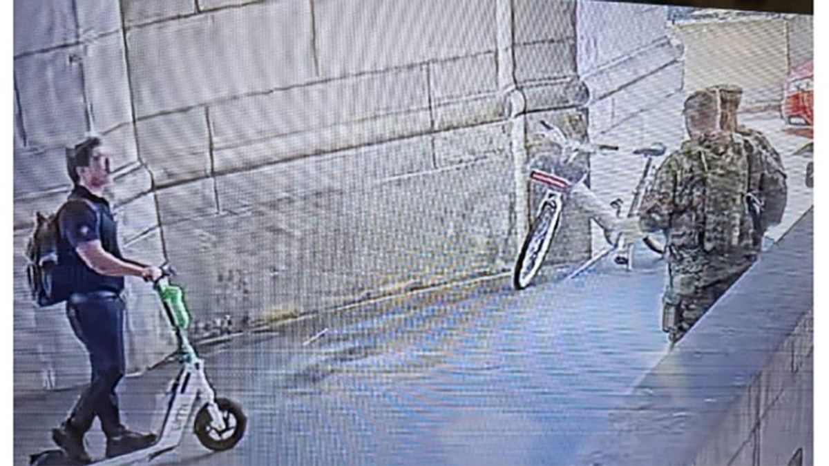 Felony charge for DC man accused of spitting while scooting past guard troops