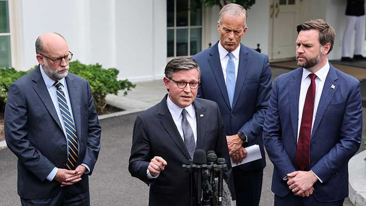 Dems urged by pollster to let Americans 'touch the stove' — and reap GOP consequences