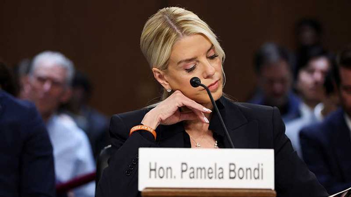 'Never seen anything close': Dem aghast as Pam Bondi blocks Senate questions