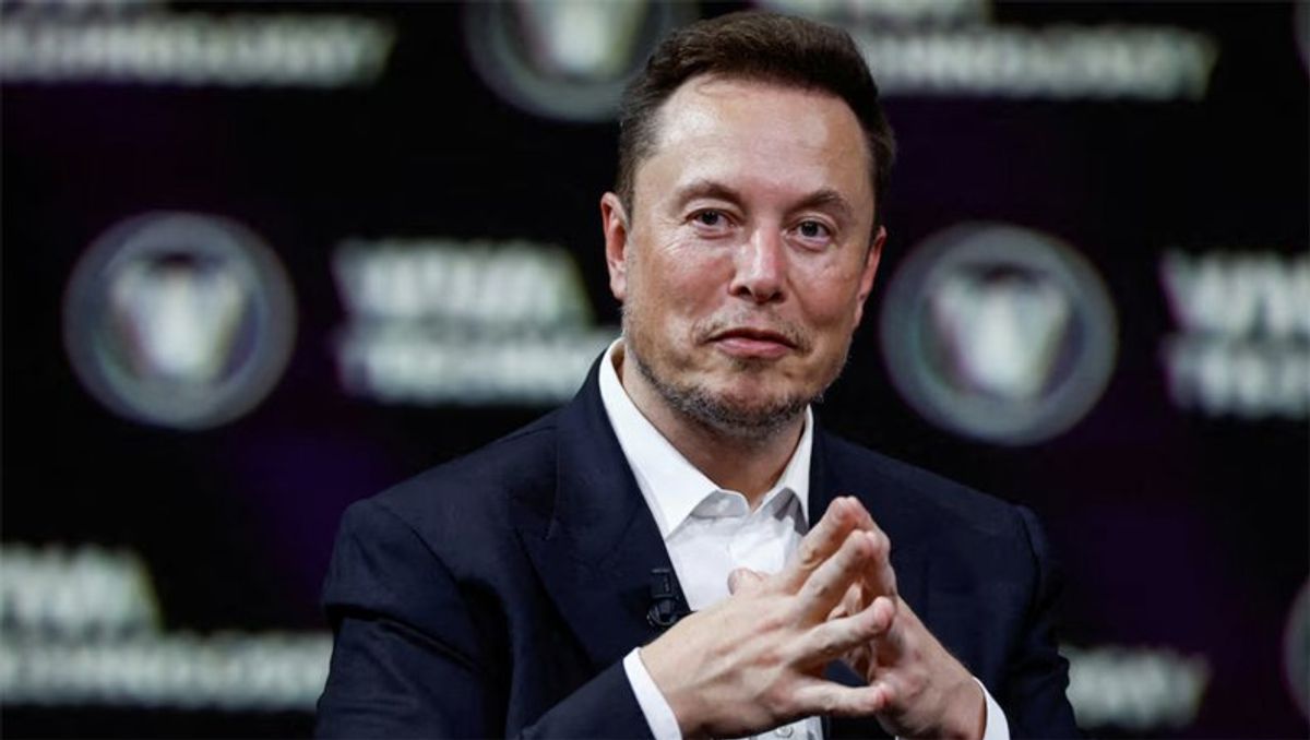 Trump aides raised alarm about 'potential security breaches' due to Musk: report