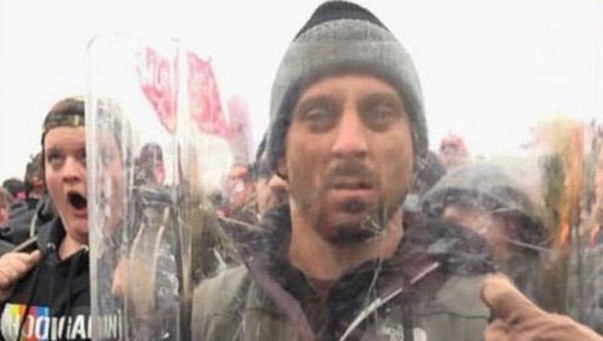 Judge delivers swift smackdown to MAGA rioter's lawyer: 'He didn't plead guilty to trying to help!'