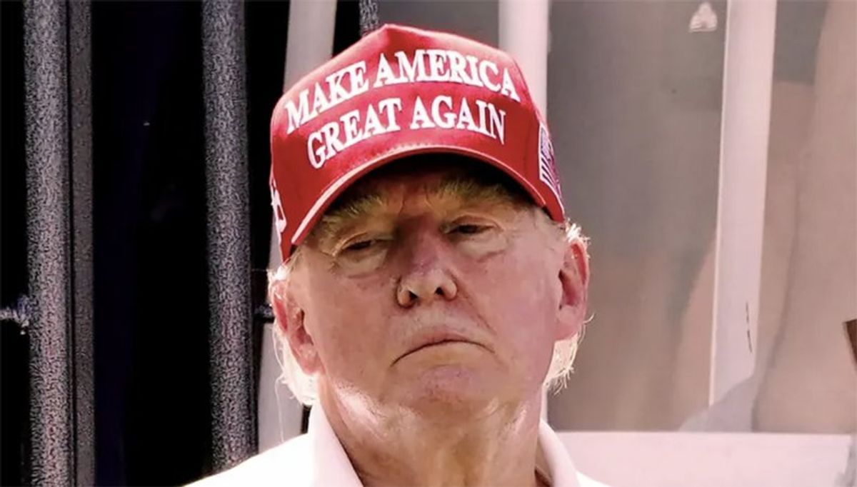 Trump warned he keeps 'stepping in it' and 'subtracting voters'