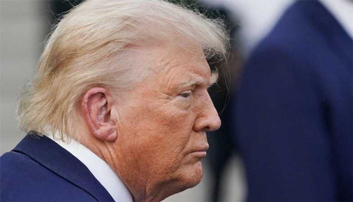 'We're going to extract maximum pain': White House threatens Dems as Trump ignores demands