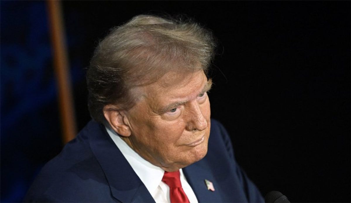 Trump boasts he won the debate because he's 'person of extraordinary genius'