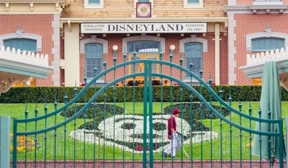Disneyland workers threaten strike action over wages, treatment