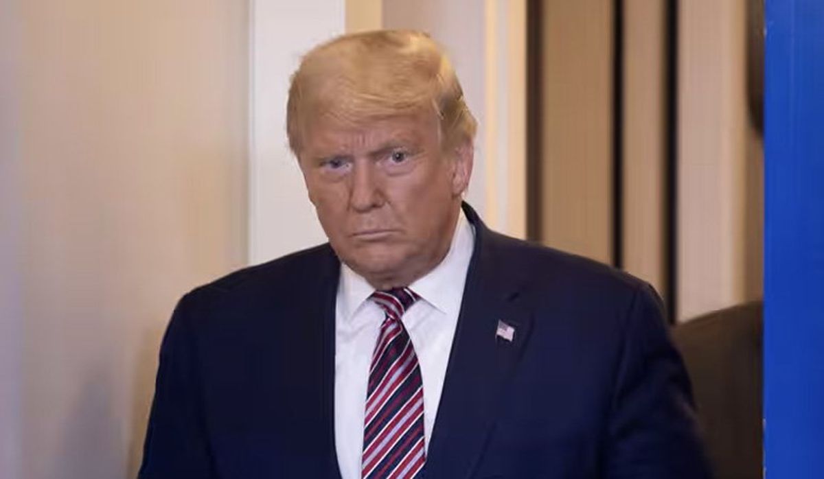 Still-employed Trump aides who gave secret testimony are working under a cloud of suspicion: report