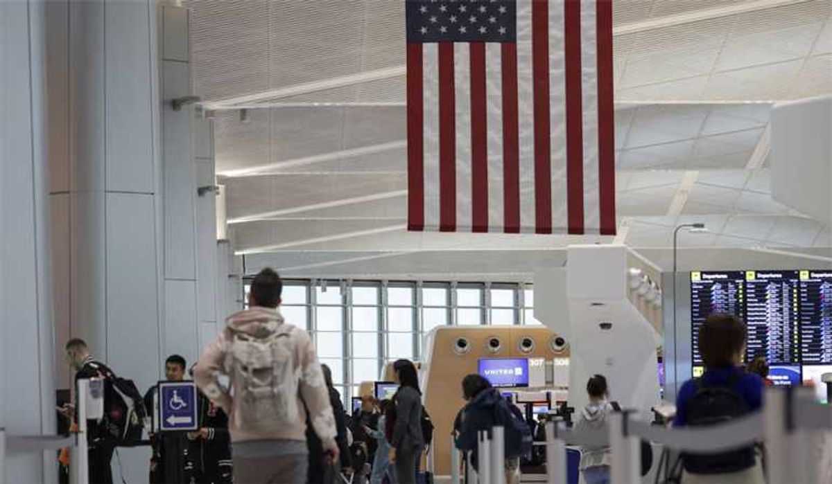 'Mind-boggling' drop hits as new data shows US massively shunned by travelers: expert