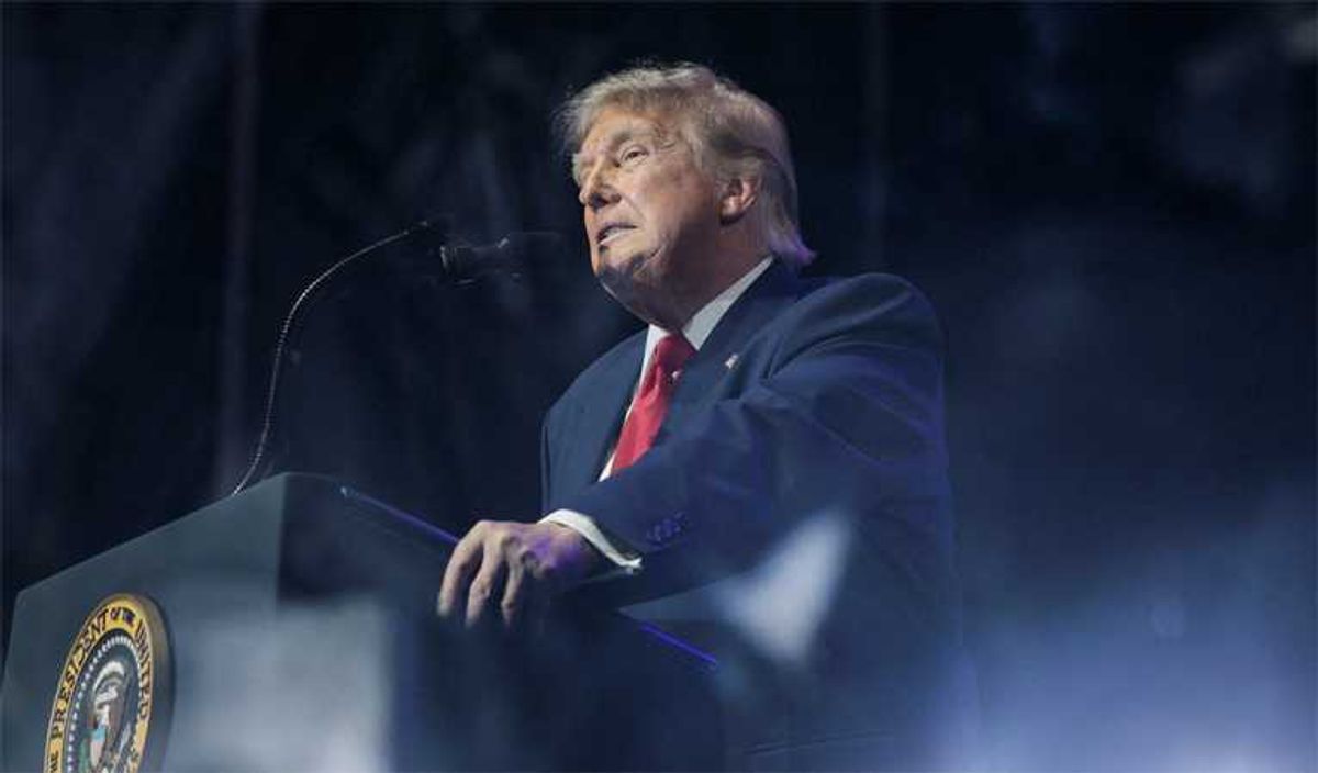 White House deletes photos of sparse State Fair turnout after Trump pitches a fit: report
