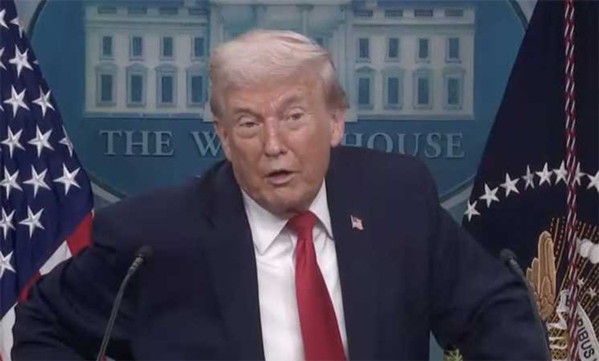 Trump's 'little too long' Tuesday address called a 'sign of something' wrong with him