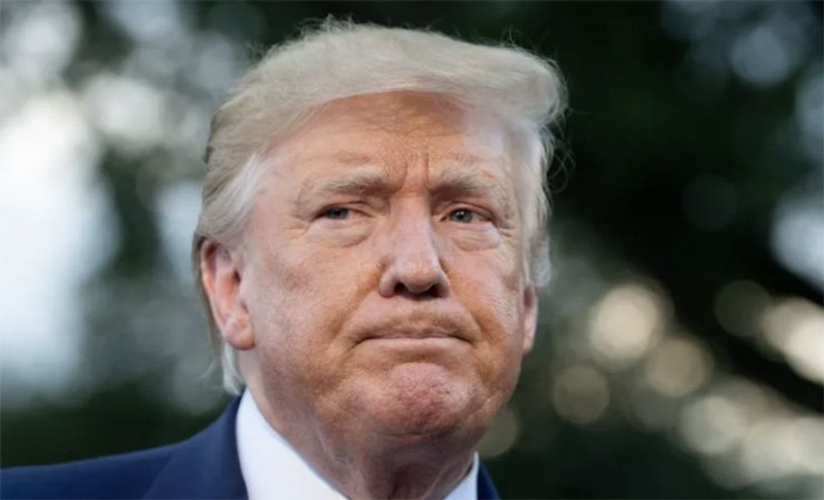 Former Trump lawyer may be 'waving a red flag' that he wants to cooperate with DOJ: legal expert