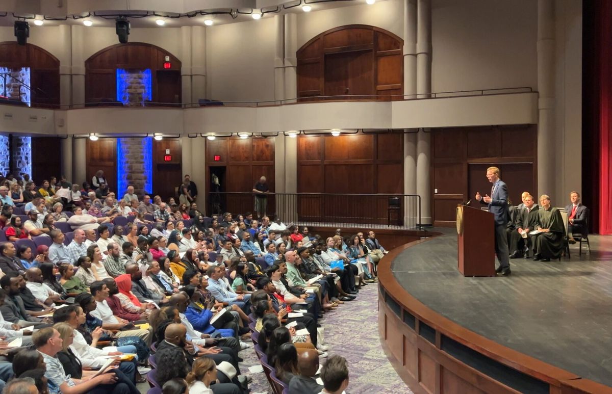Republican Congressman tells new citizens that America should thank them