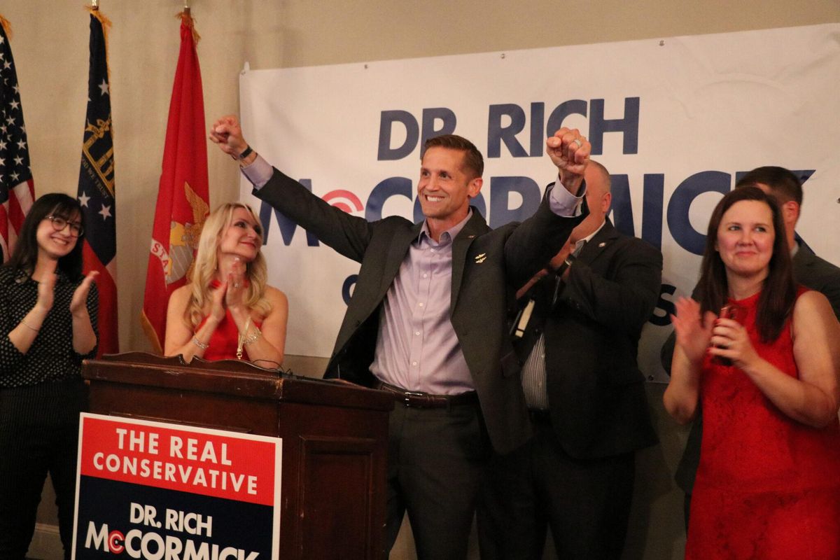 Trump Republican loyalists not enough as Trump grip slips in Georgia