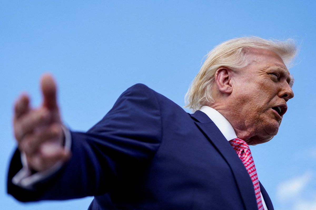 ‘Crazy or just plain corrupt!’ Trump melts down as uncertainty surrounds Iran negotiations