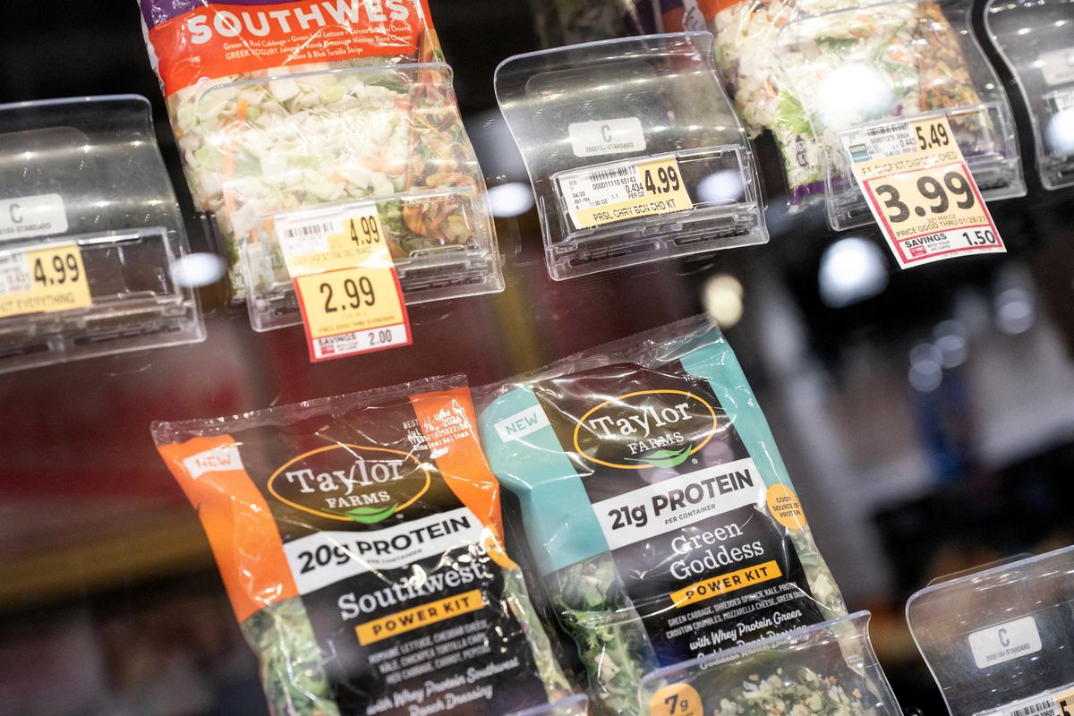 ‘More illness lie ahead' as food outbreaks tied to Trump admin just the beginning: expert