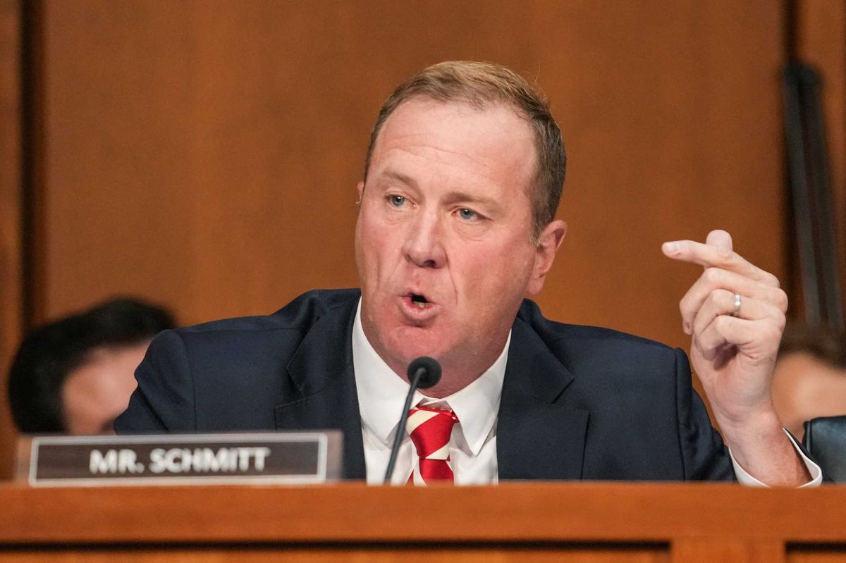 Fireworks as MAGA senator hurls 'dirtbag' slur at Jack Smith — then gets schooled
