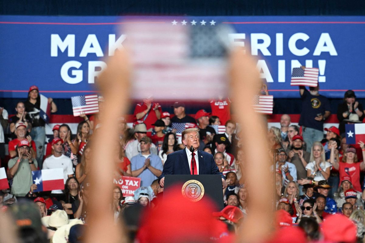 Smirking Trump's slip into honesty may have doomed the longest con in American history