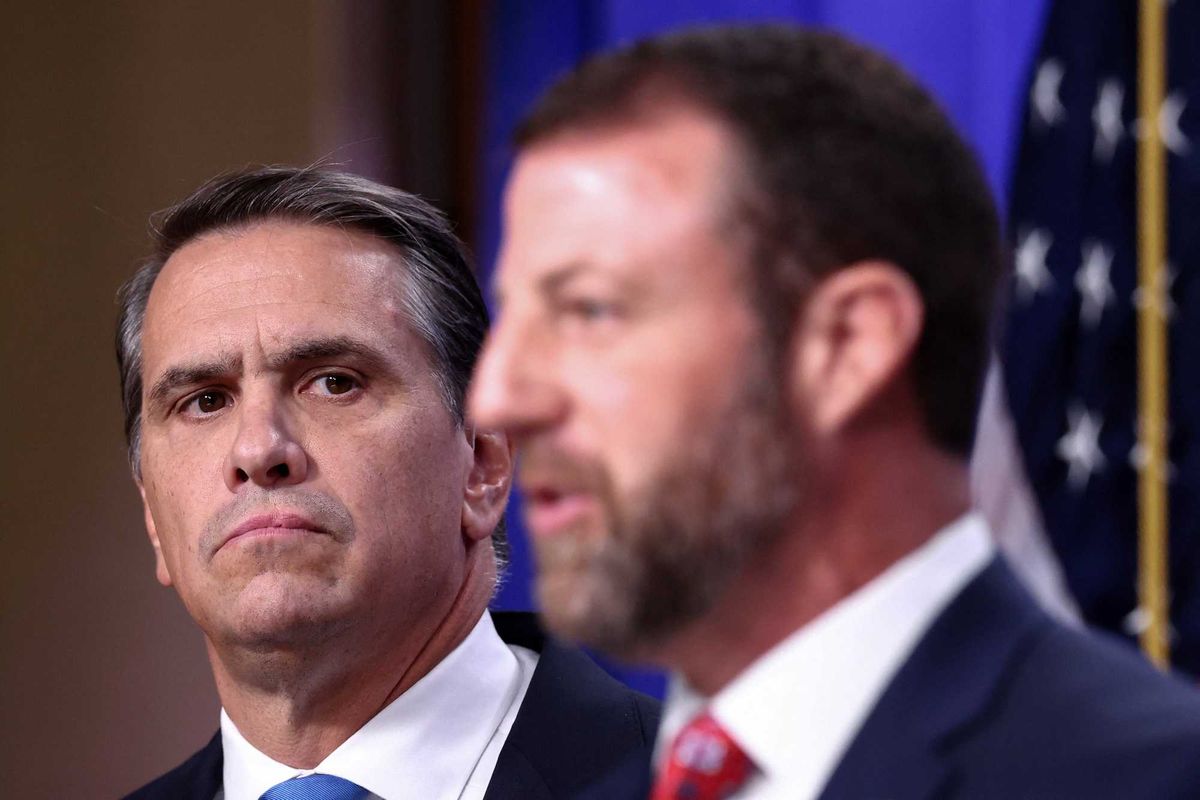 Markwayne Mullin rushes to correct himself after mistakenly admitting to ICE 'escalation'