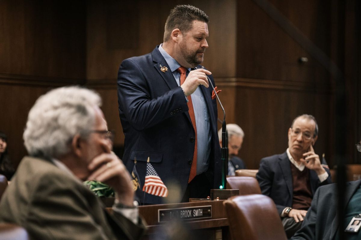 GOP senator’s effort to end decades-old voting law slammed by thousands in Oregon