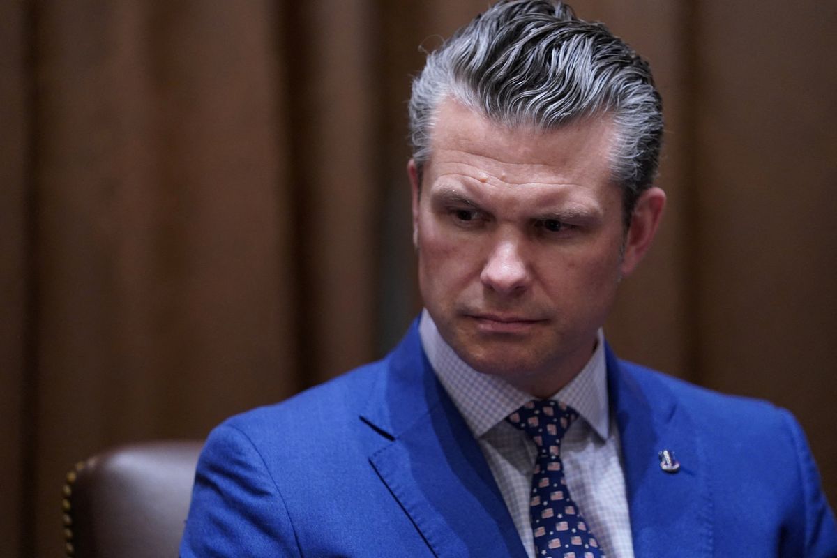 Top Trump aides scramble to recruit as multiple candidates refuse Hegseth jobs