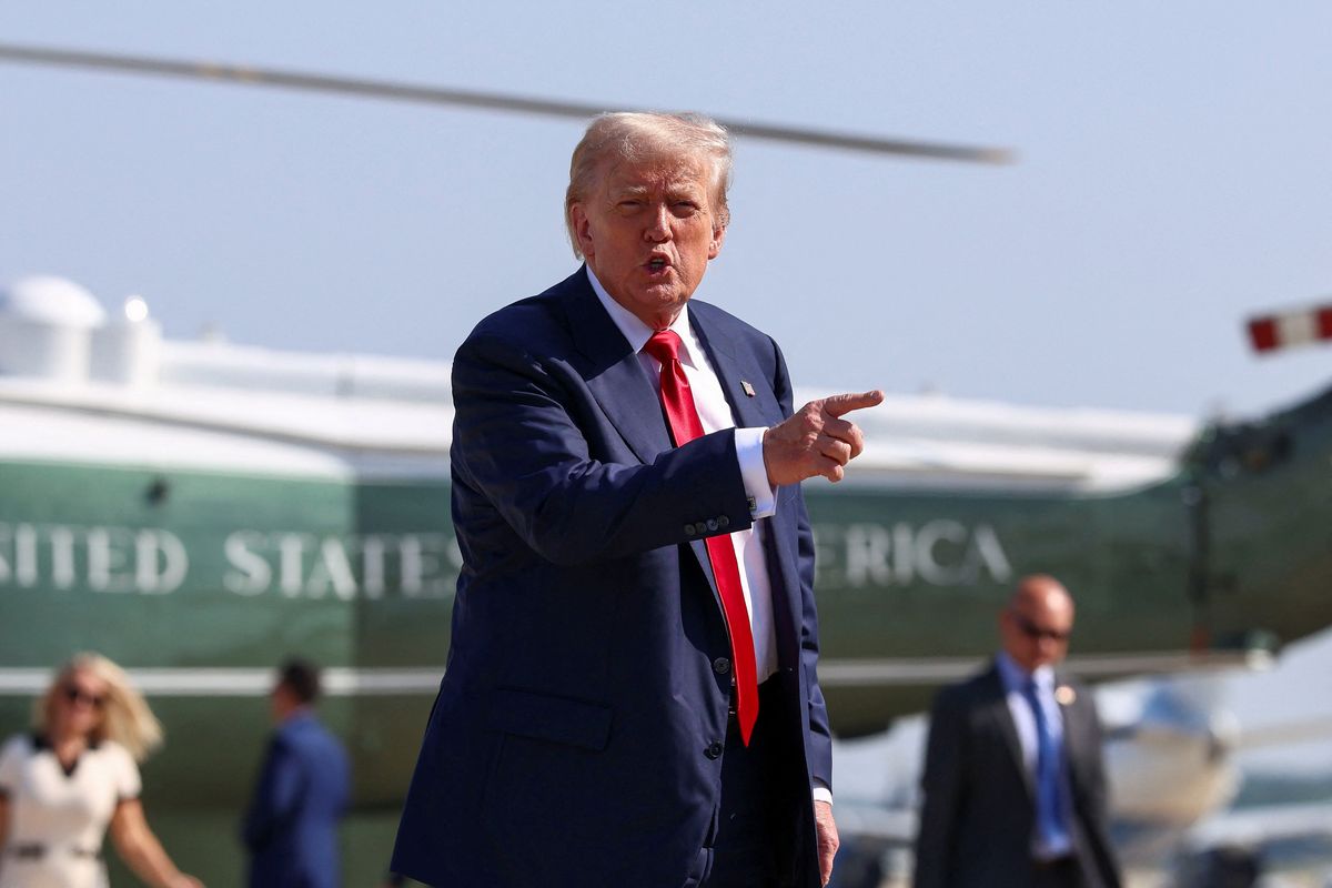 'I went to Wharton': Reporter disrupts Trump in middle of effort to spin weak dollar